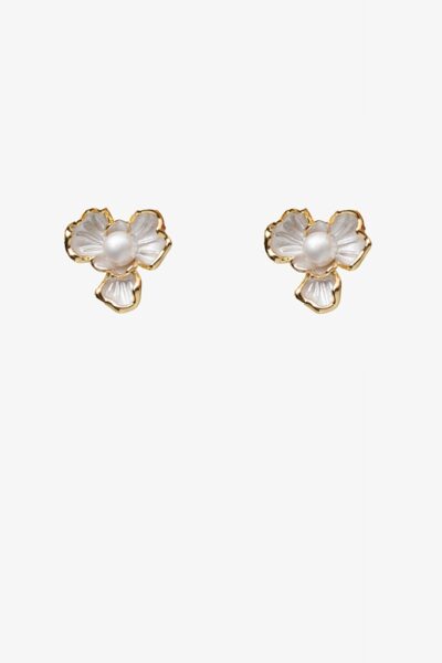Antler Ew25 002 Pearl Lotus Earring 1024px