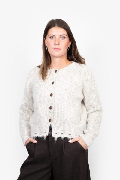Antler Cw26 Fc Franki Cardi 1 1024px