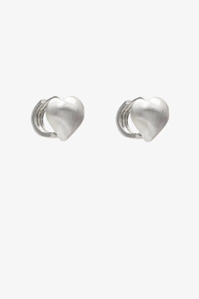 Antler Er26 025 S Full Heart Huggie Silver 2 1024px