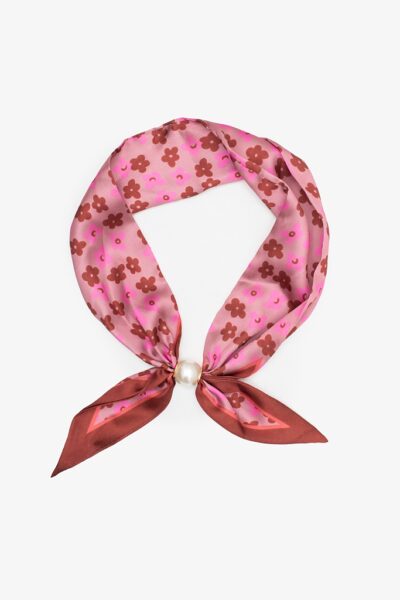 Antler Pbfn Dd Pearl Bow Fasten Neck Scarf Daisy Dust 1024px