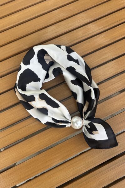 Antler Pearl Fasten Pfn Frl Frosted Leopard 1024px
